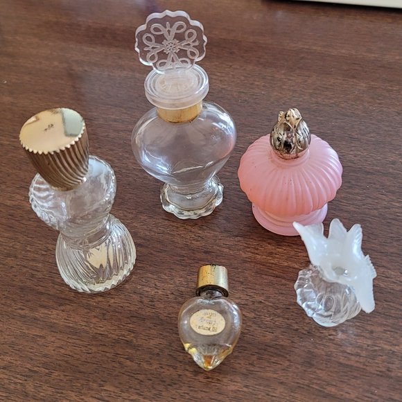 Vintage Small Mini Perfume Bottles Collectible Decorative Five (5) Bottles - Picture 1 of 5